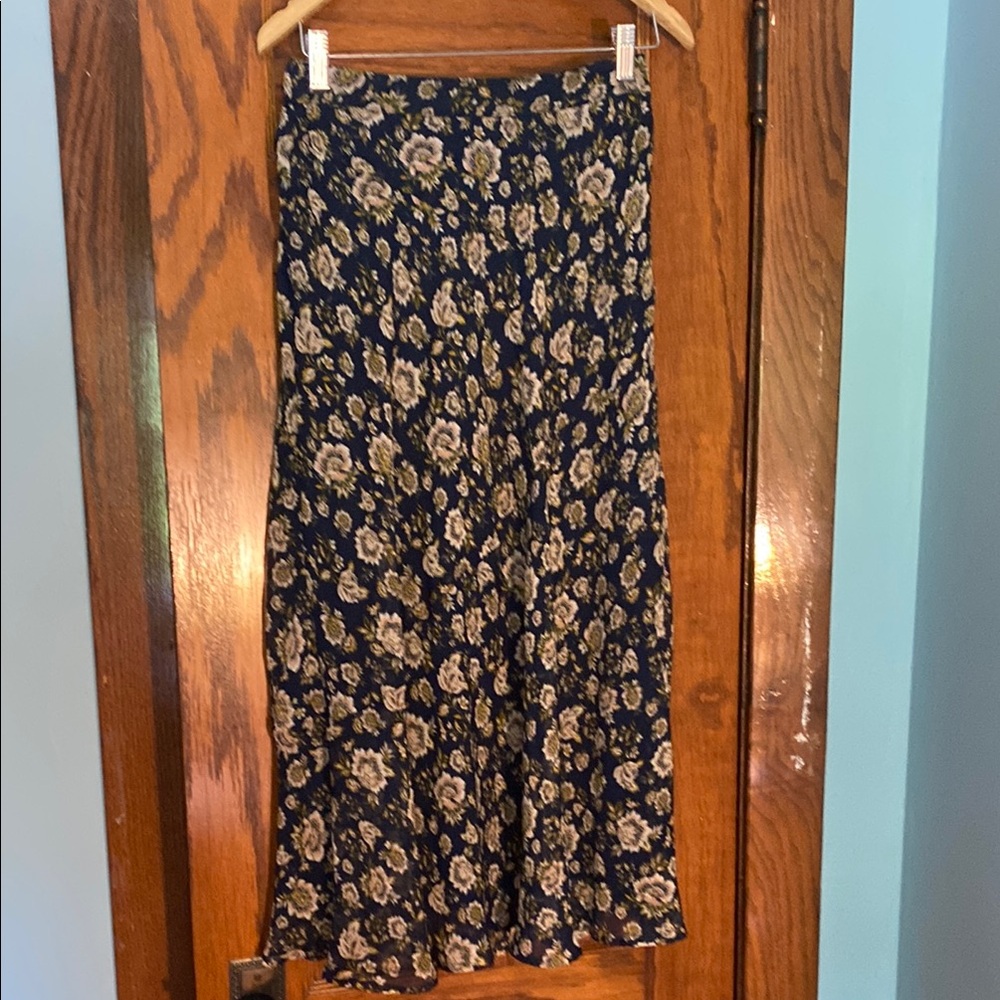 Floral Navy Skirt